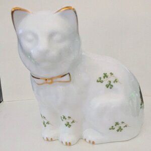 ROYAL TARA GALWAY IRELAND Porcelain Lucky Clover Cat Kitty Kitten Figurine